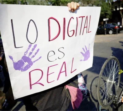 Dijital şiddet artık çevrim dışı!