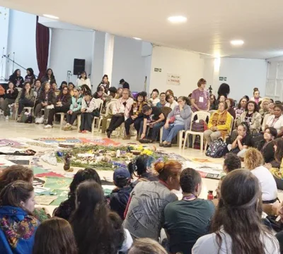 Kadınlar Bogotá’da buluştu