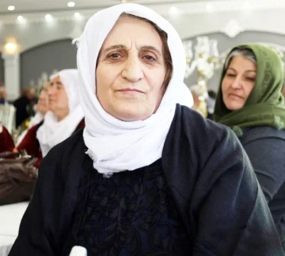 Kobanê kuşatmasına son verin