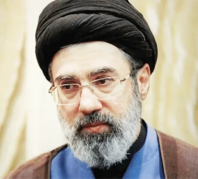 İran’da oğul Hamaney dönemi