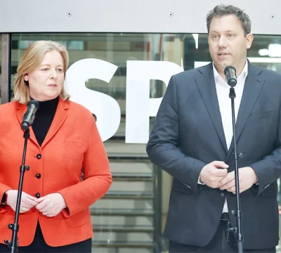 SPD’nin 35 yıllık iktidarı yıkıldı