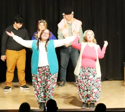 Kadın mücadelesi köy sahnelerinde