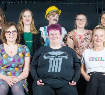 Kadınlar komedi yeteneklerini keşfediyor