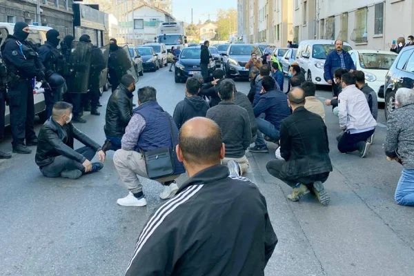 Görüşme sonrası Fransa'da baskın