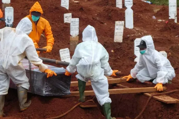 Büyük Covid sınıf savaşı