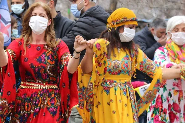 Newroz’a katılanlara para cezası 