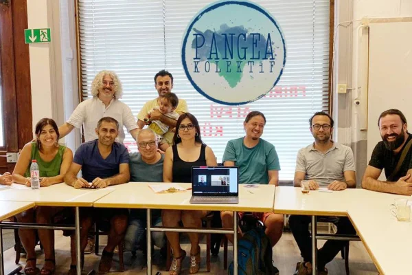 Göçmenler için PangeaKolektif kuruldu