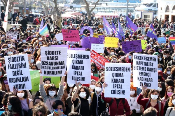 Kendimizi kandırırken…