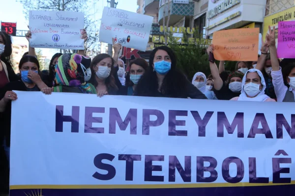 Makbul kadın olmayacağız