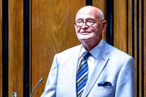 Parlamento Türk faşistlerine müdahale etmeli