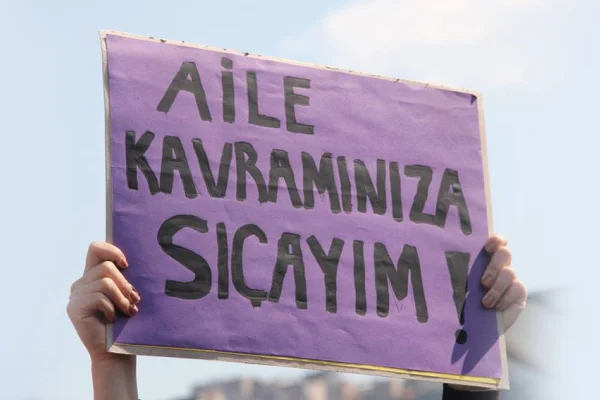 ‘Kutsal aile’ devletin elinde kalan tek şey