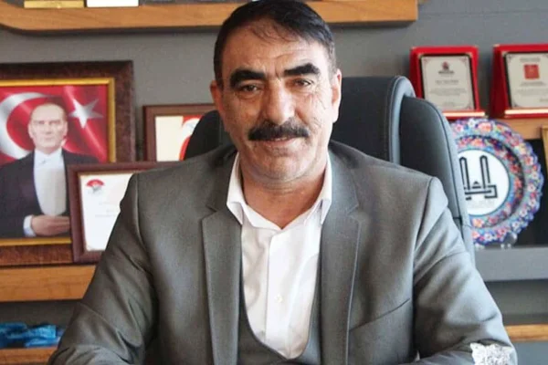 Karlıova’nın ‘şebekeci’ belediye başkanı, bakan Soylu’nun dostu