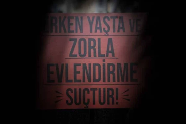 713 bin kız çocuğu evlendirildi!