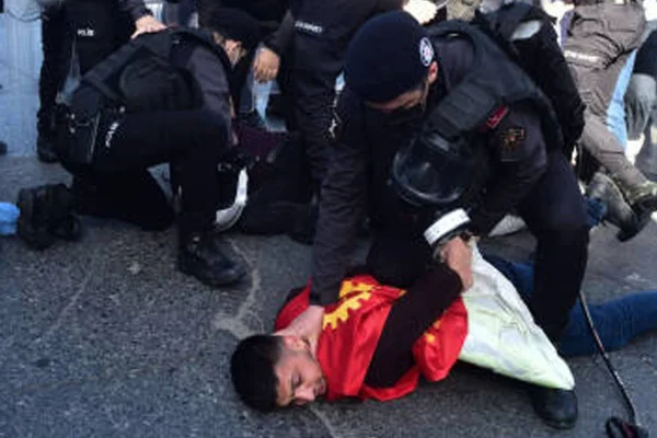 Polis yine 1 Mayıs'a saldırdı