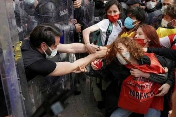 1 Mayıs saldırı altında geçti