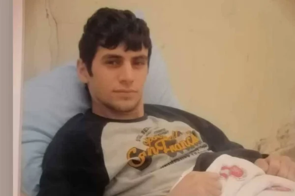 Bağırsakları dışarıda tutsak 6 yıldır tedavi edilmiyor