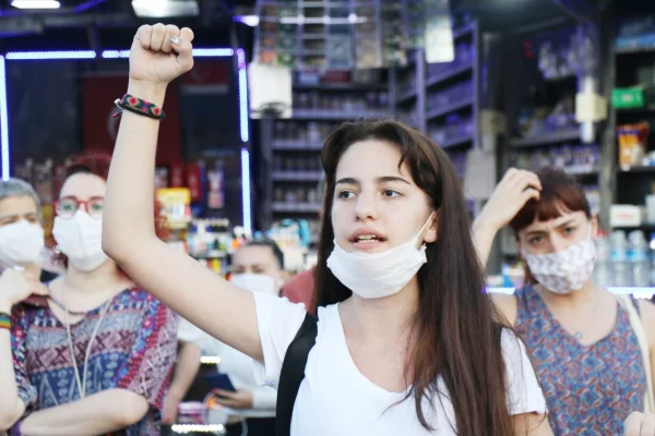 Münferit değil erkek şiddeti