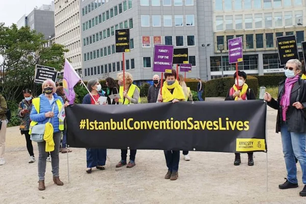 İstanbul Sözleşmesi için Brüksel’de eylem