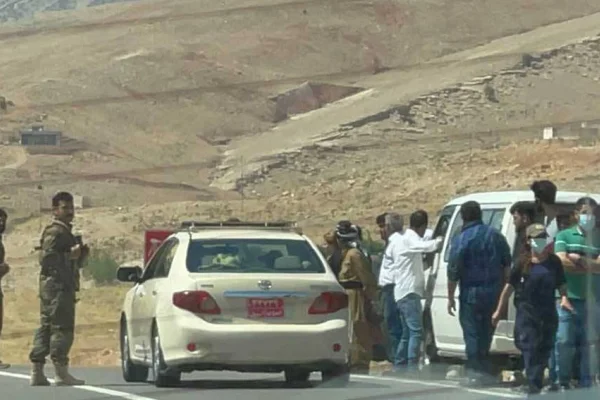 KDP canlı kalkanları engelledi