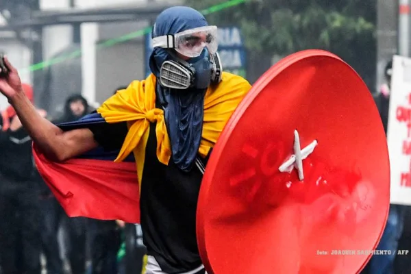 Kolombiya'da kesintisiz isyan