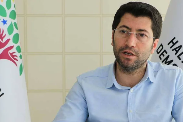 HDP düşmanlığından üniversite soruları