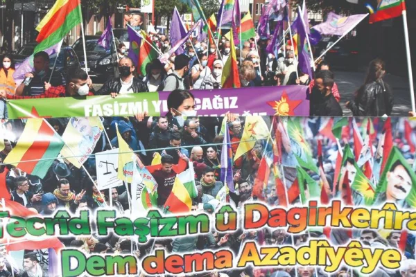 Avrupa'da eylemler: Her yer direniş cephesi