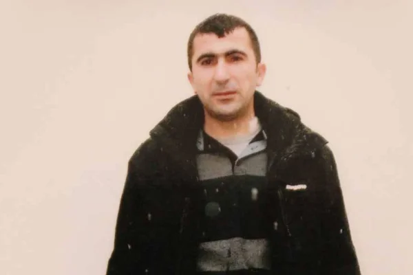 Üç defadır açlık grevinde