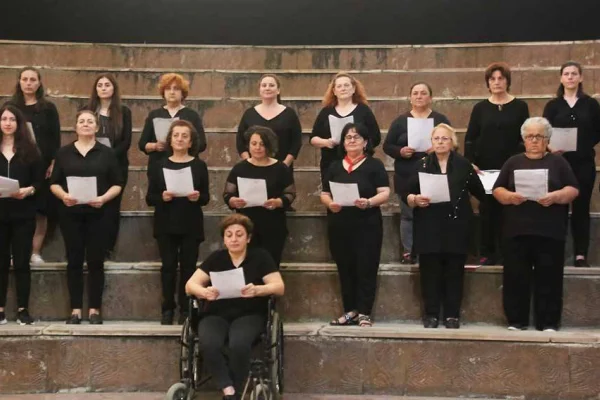 Kadınların sesiyiz