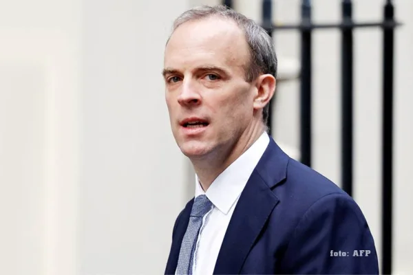 Raab: Türkiye yükümlülüklerini yerine getirmiyor