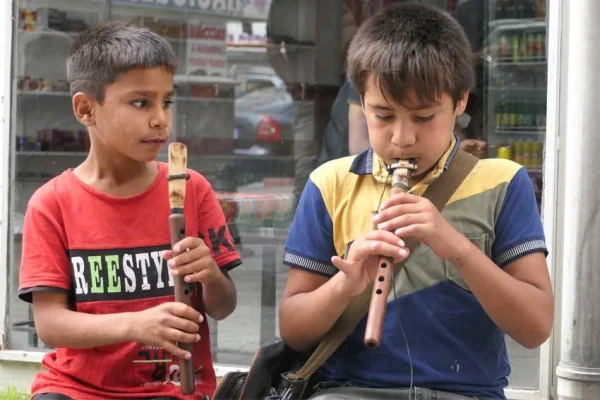 Egîdê Cimo'nun izinde