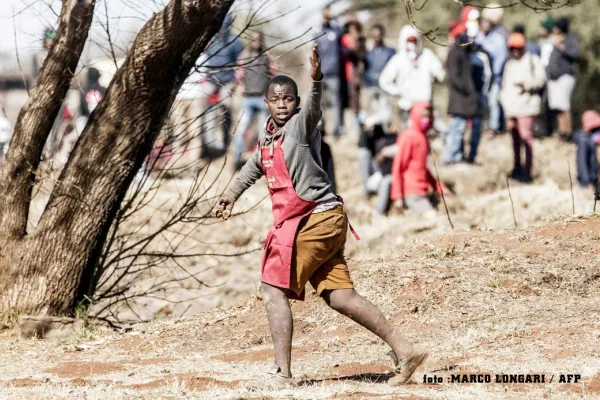 Güney Afrika'da yağma ve şiddet: 72 kişi öldü