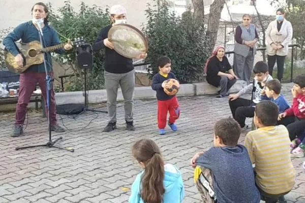 'Arka mahalle' tercihimiz  bir tür özeleştiriydi