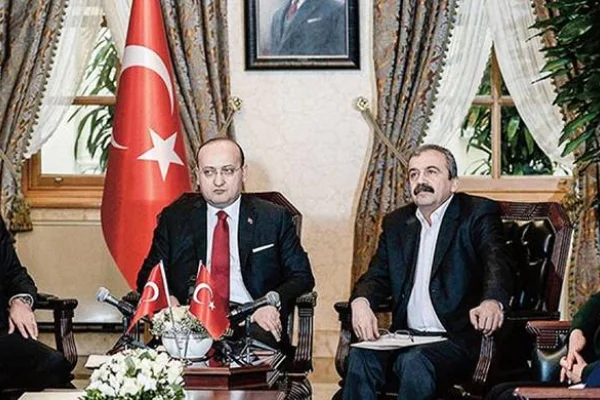 Müzakere masasını kimin devirdiğini tarih cevaplıyor