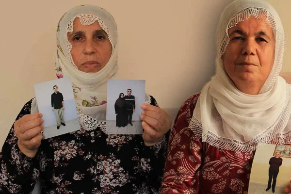 ‘Biz de çocuklarımızla açlık grevindeyiz’