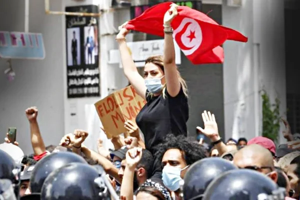 Tunus'ta İhvancılar tepetaklak