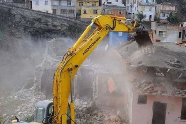Kentsel dönüşüm değil, çökme planı
