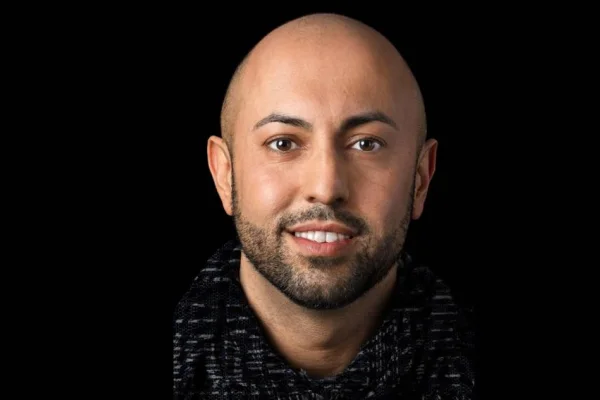 Koçak: Siyasal değişime siz de katılın