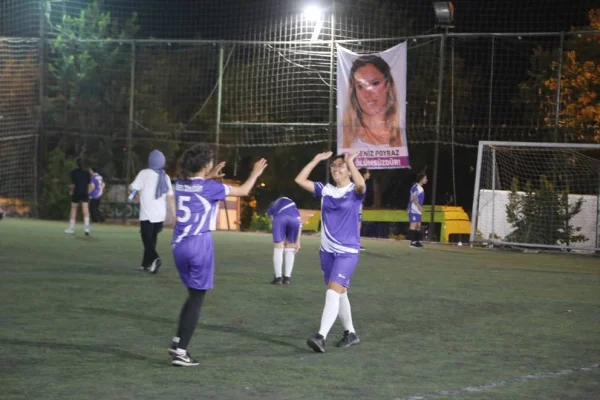 Gençlerden Deniz Poyraz anısına turnuva 
