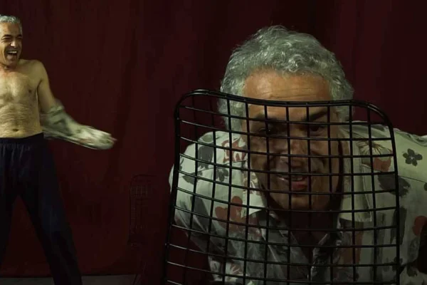 4 direnişçi,    5 işkenceci