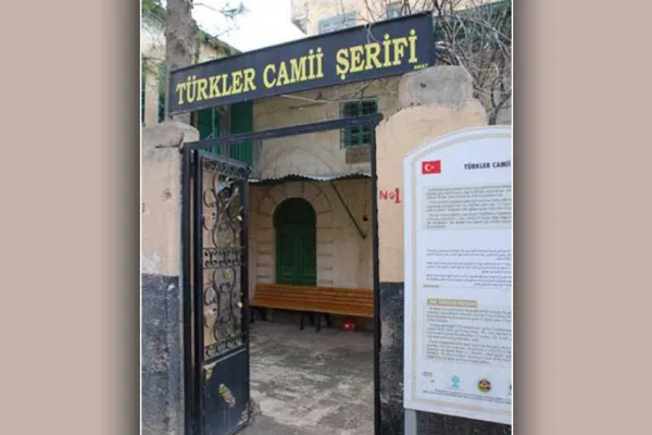 'Kürtler Camii' 'Türkler Camii' yapıldı