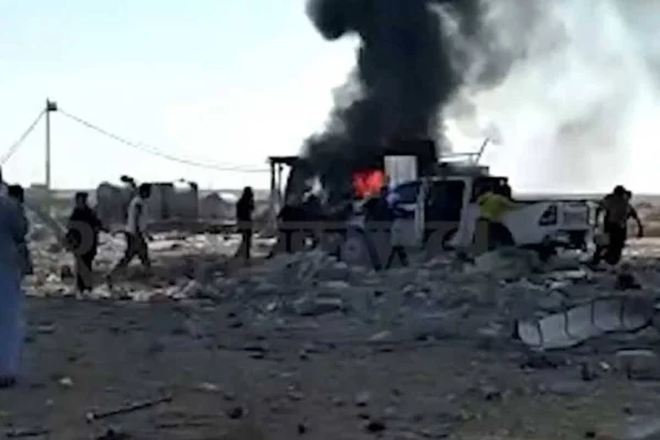 Şengal’de hastaneyi bombaladı