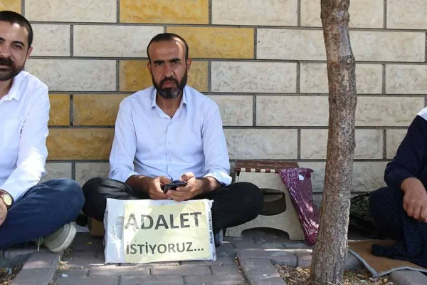 Üç kişiyi katleden AKP’liler serbest
