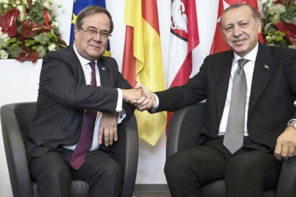 ‘DİTİB dostu’ Laschet’e neden ‘Türklerin Armin’i’ deniliyor?