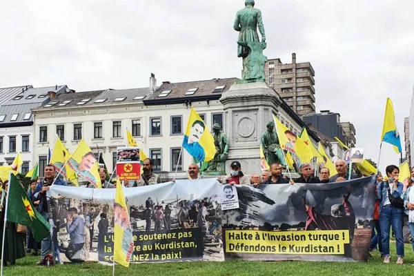 AP önünde işgal protestosu