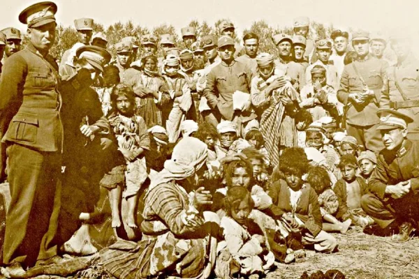 Kızıl Elma’ya ulaşmak için farklı kavimlerin yok edilmesi