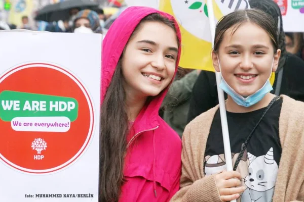 HDP'liyiz her yerdeyiz