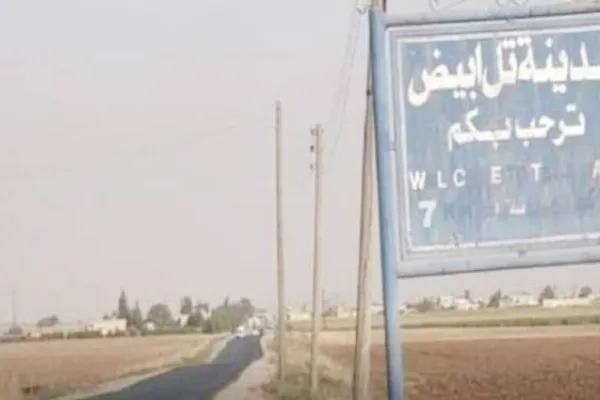 Türk askerleri Girê Spî'de bir çocuğu kaçırdı 