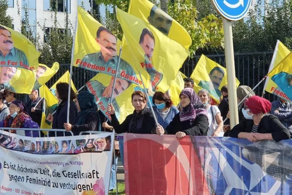 Kürt kadınları NATO’yu protesto etti