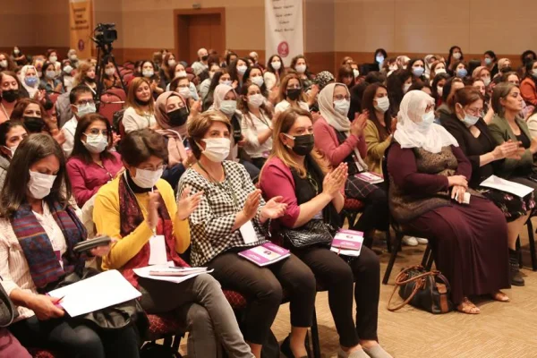Eşbaşkanlık mor çizgimiz