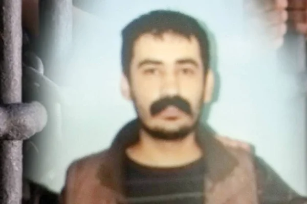 Hasta tutsağın infazı yakıldı